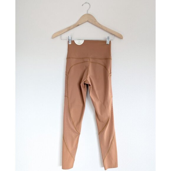 NWT Offline by Aerie Goals 7/8 Hi-Rise Leggings Mesh Pocket Yoga Pants Short - Picture 4 of 12